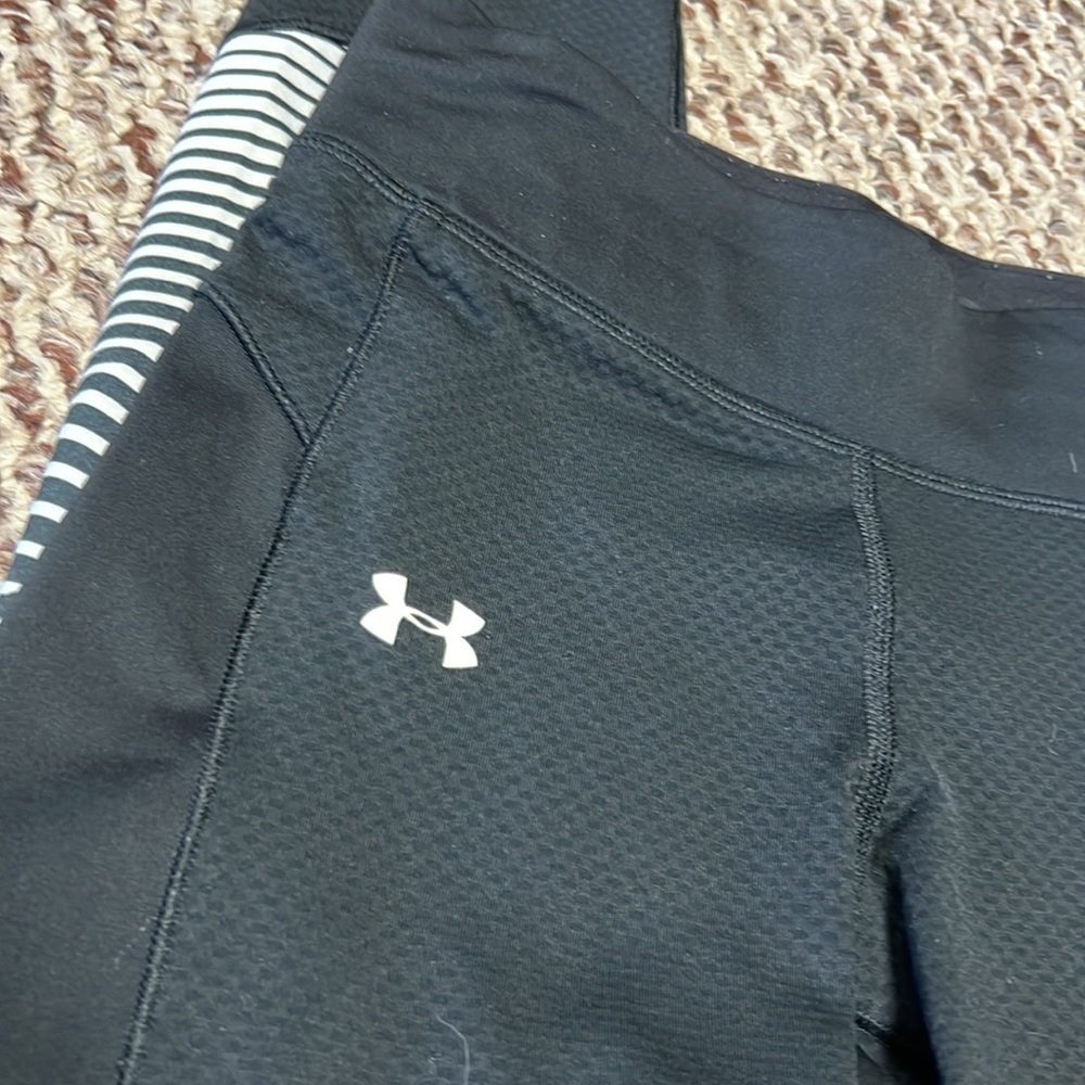 Under‎ Armour - Picture 2 of 7